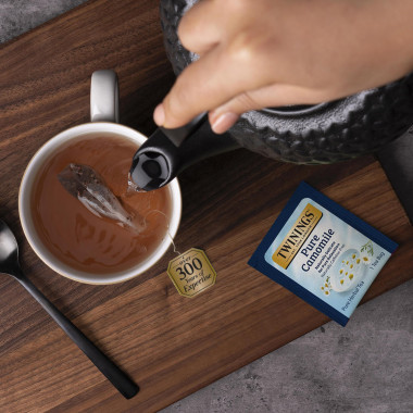 Twinings Herbal Tea Pure Camomile Caffeine Free - B000F4DKCG